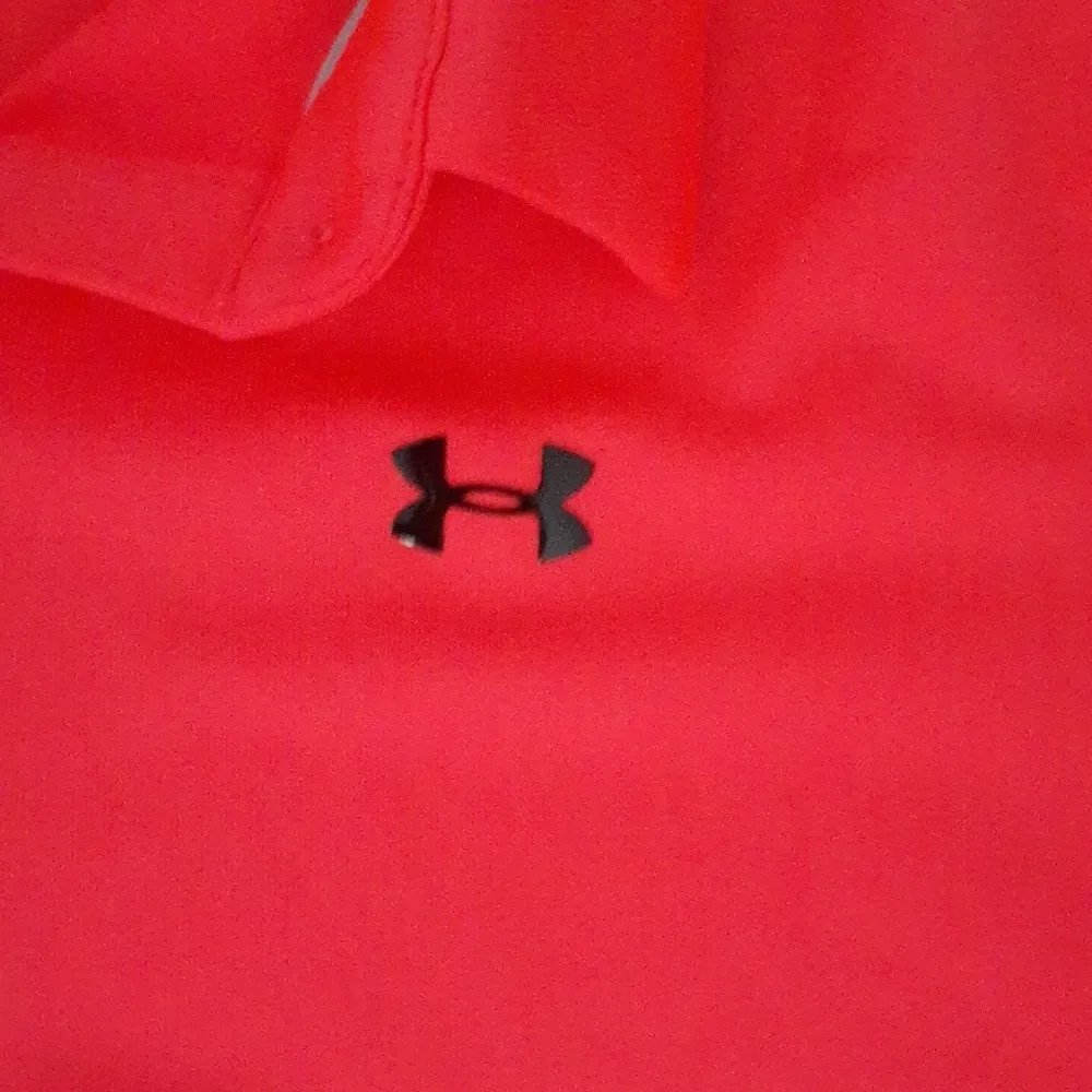 Under Armour Polo SIZE S - Image 3