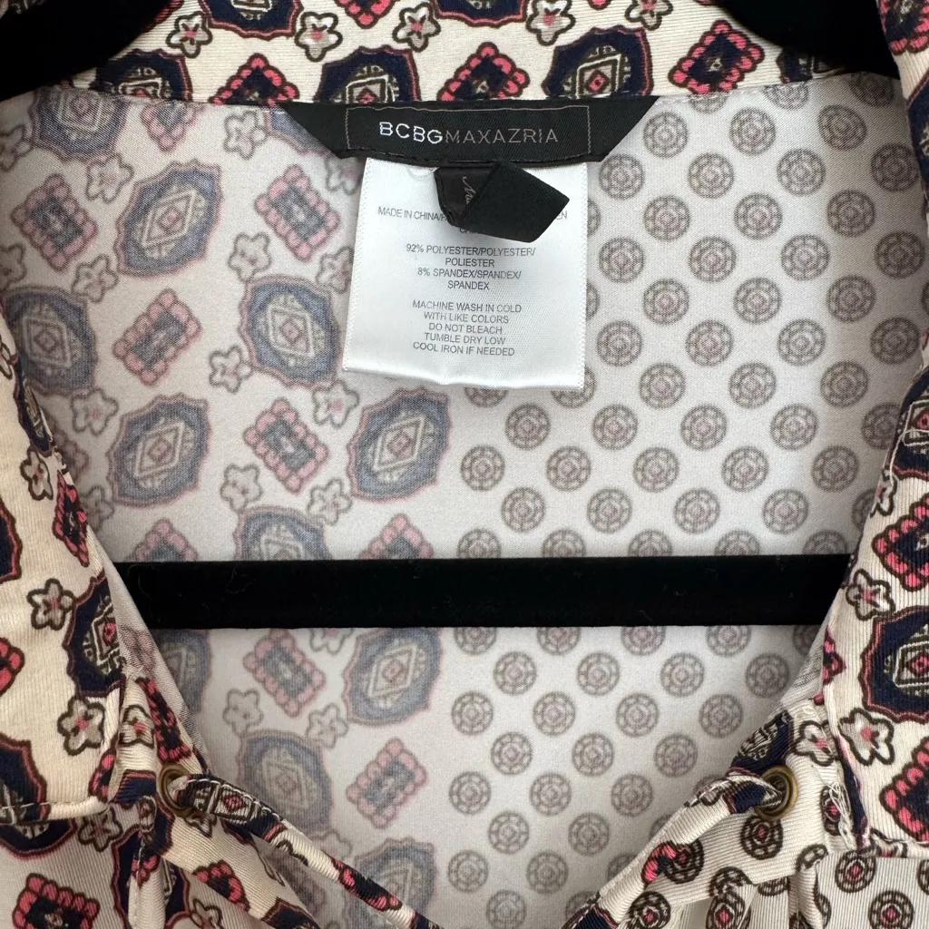 BCBGMaxAzria Boho Paisley Geometric Lace Up Blouse Size Large Dressy Casual Top - Image 5