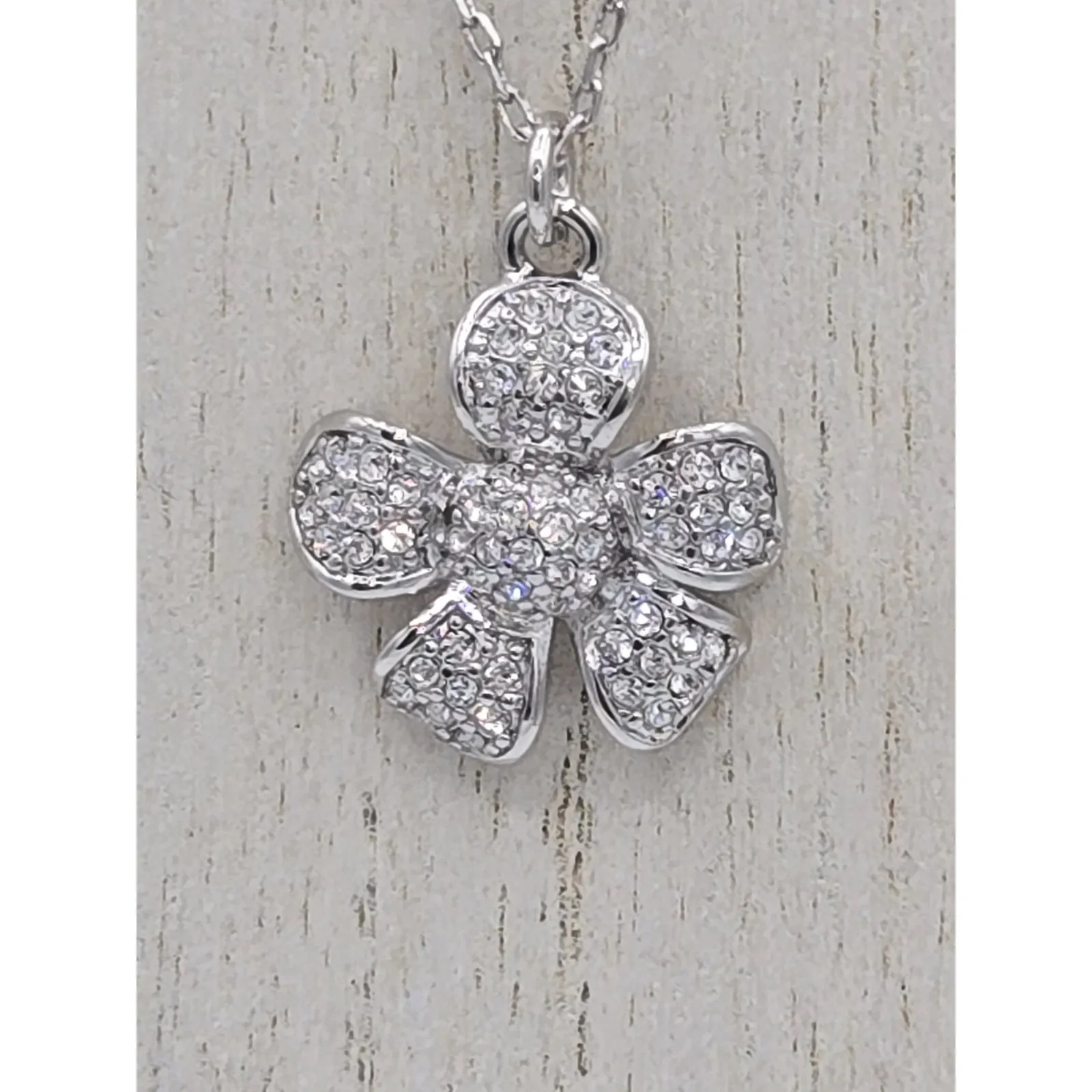 Lia Sophia Wild Rose Cut Crystals Flower Pendant Silver Tone Chain Necklace‎ - Image 3