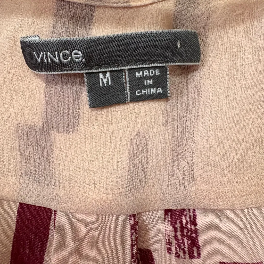 Vince‎ Silk Geometric Print Tank Size Medium - Image 4