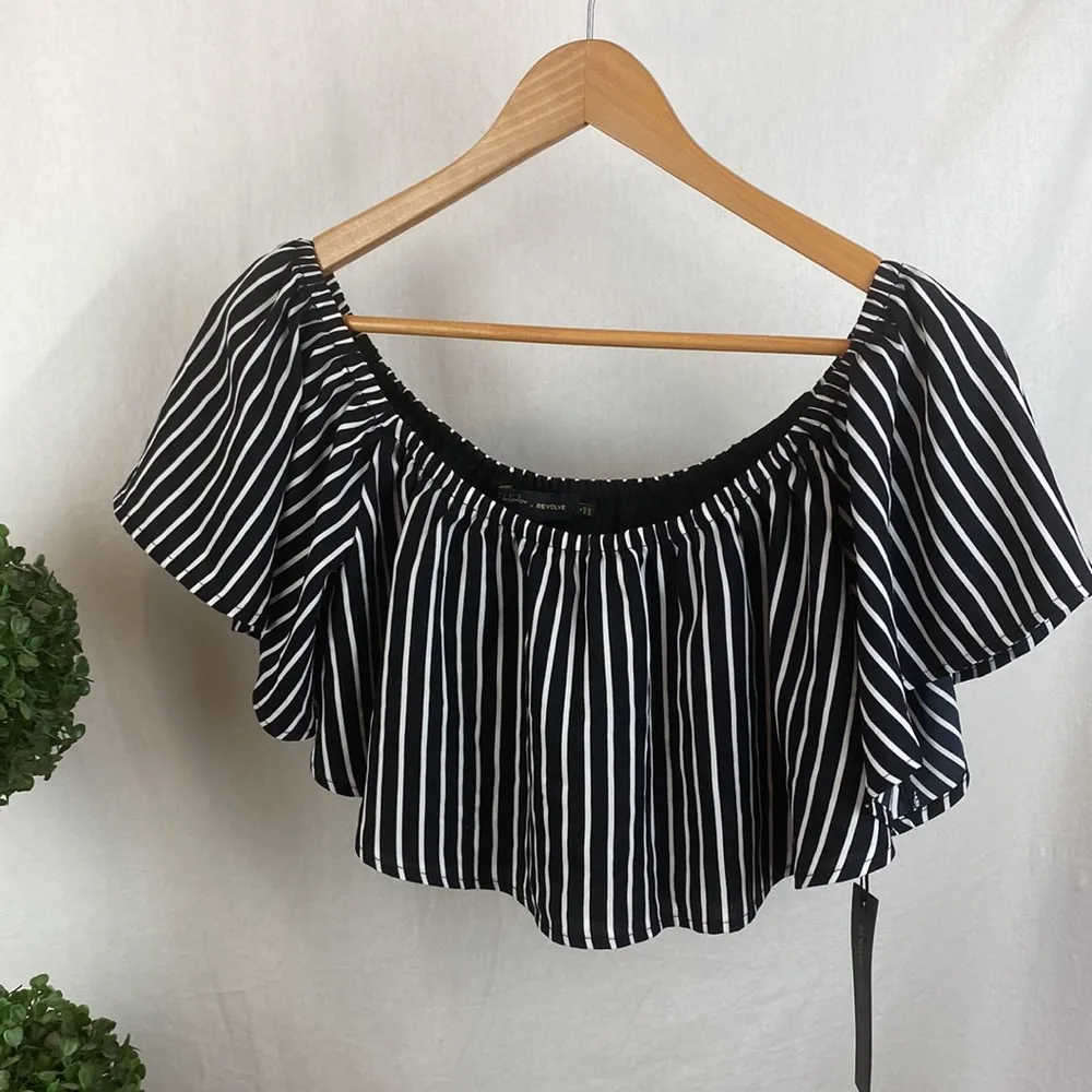 House of Harlow Revolve Black & White Striped Cropped Off Shoulder Top NEW M - Image 2