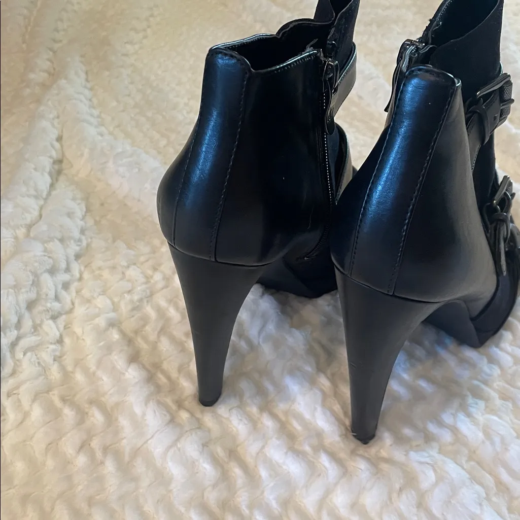 Black Buckle Ankle Boots size 7.5 like new - Image 3