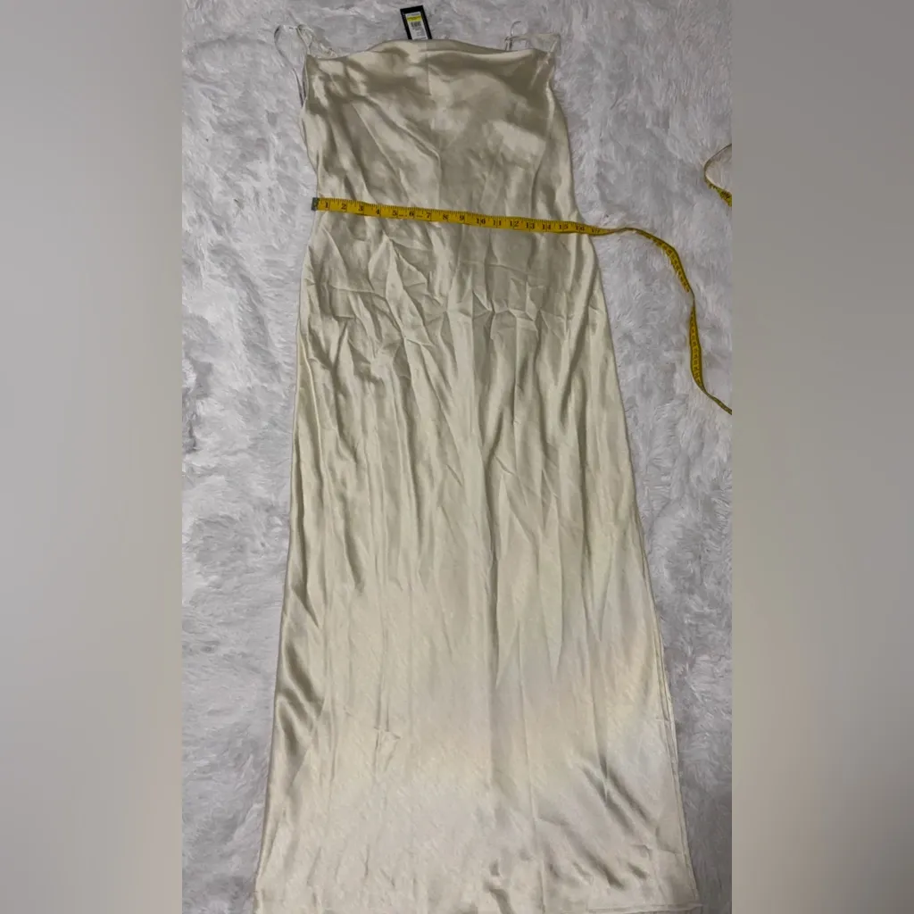 Kenneth Cole Cream Satin Chemise - Image 4