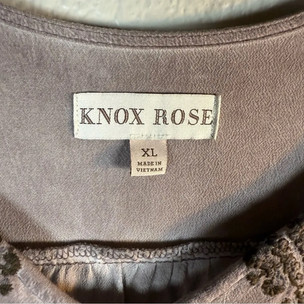 Knox Rose embroidered Gray Boho Top SZ:XL - Image 6