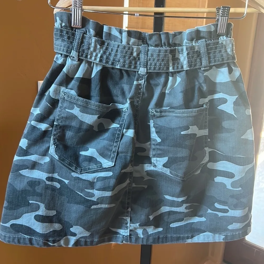JOLT Camo Mini Skirt w/ Belt Size XS - Image 7