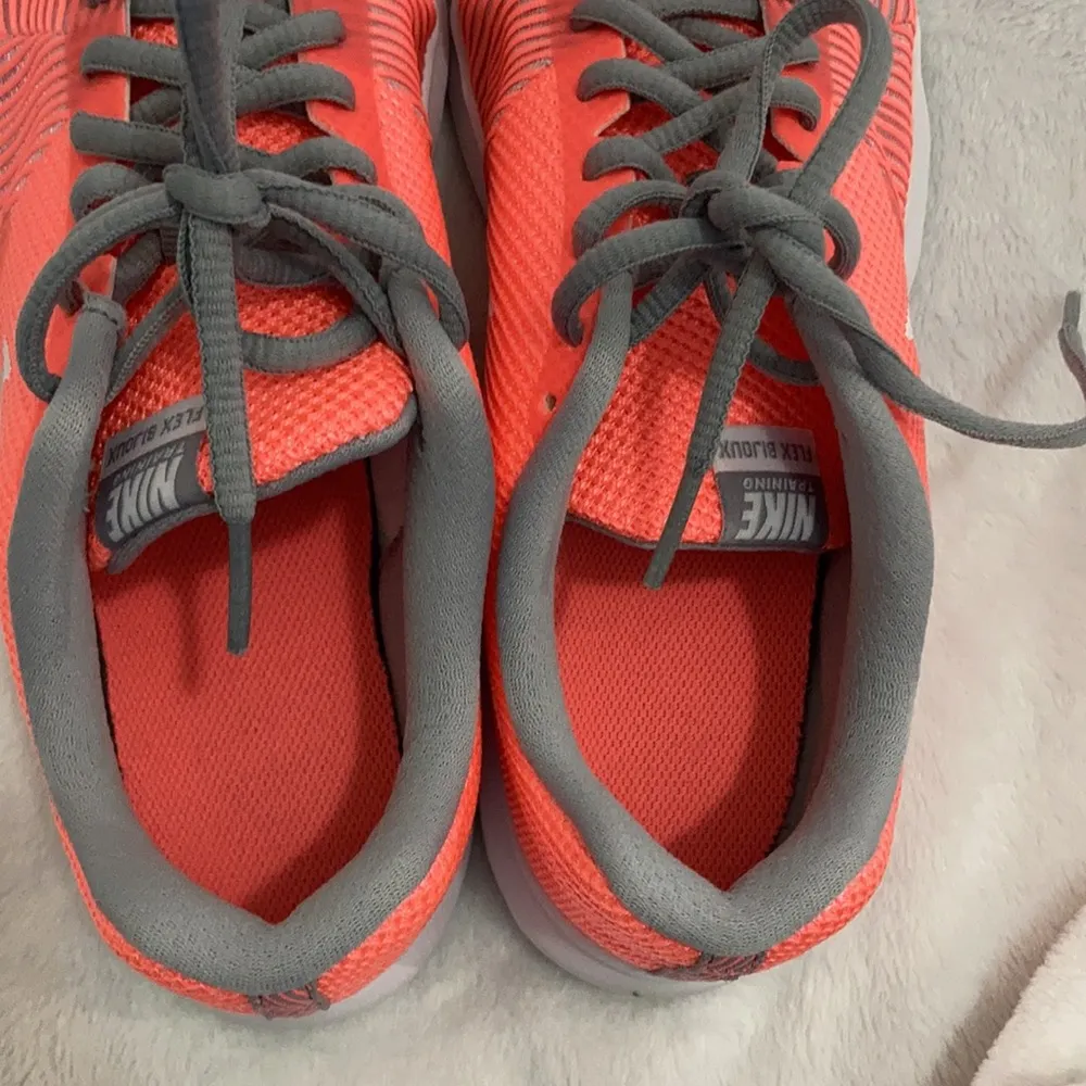 Nike  Women’s Flex Bijoux Training Shoes Size 8 - Image 8