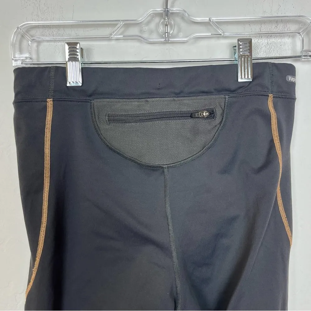 The North Face Grey Crop Leggings - Image 5