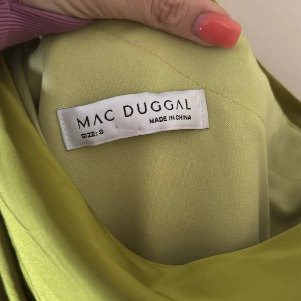 Mac Duggal Green High Low One Shoulder Flowy Gown, Size 8, $258 - Image 12