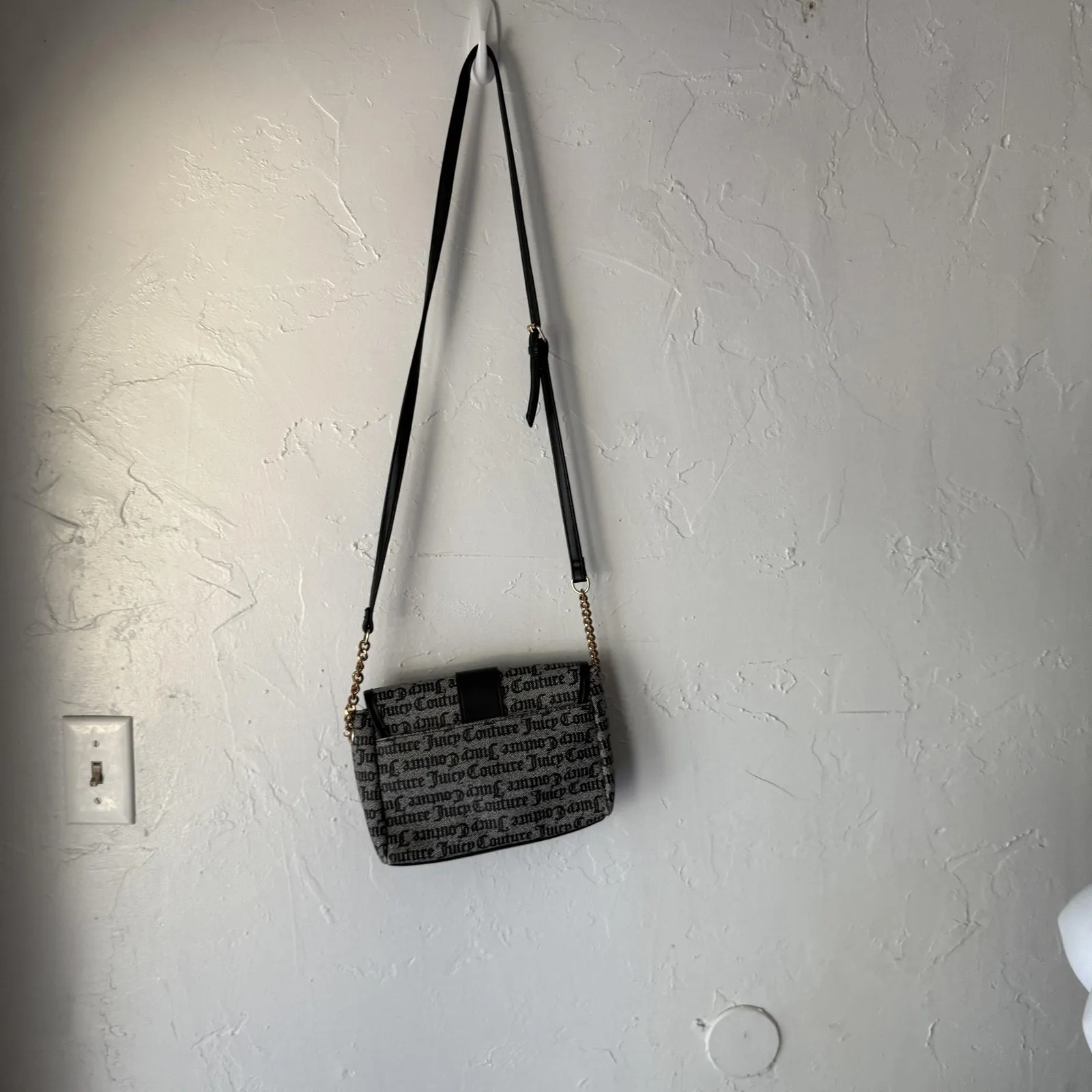 Juicy Couture Shoulder Bag Womens Black Monogram‎ Chain Strap Purse Handbag Logo - Image 6