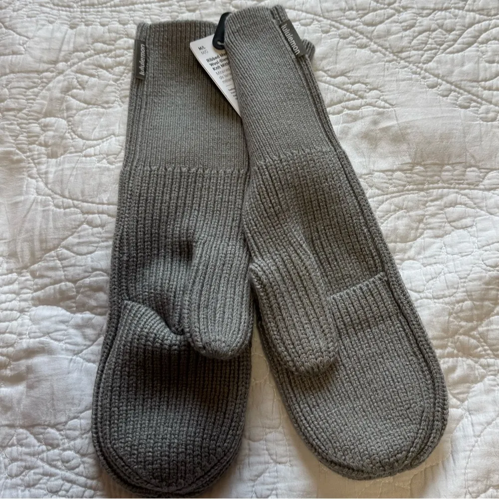 Lululemon Ribbed Merino Wool-Blend Knit Mittens - Image 4