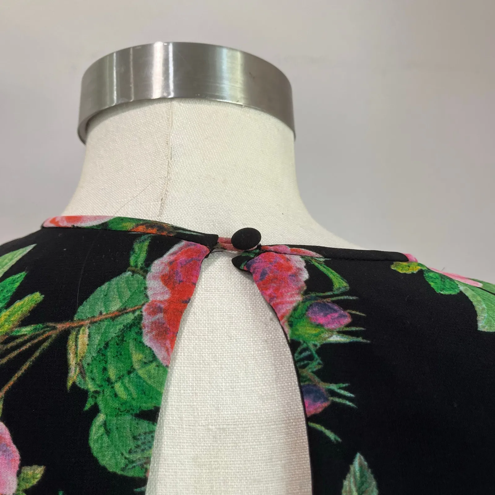 Calvin Klein Black Floral Dress Sleeveless Office Siren Chic 4 - Image 8