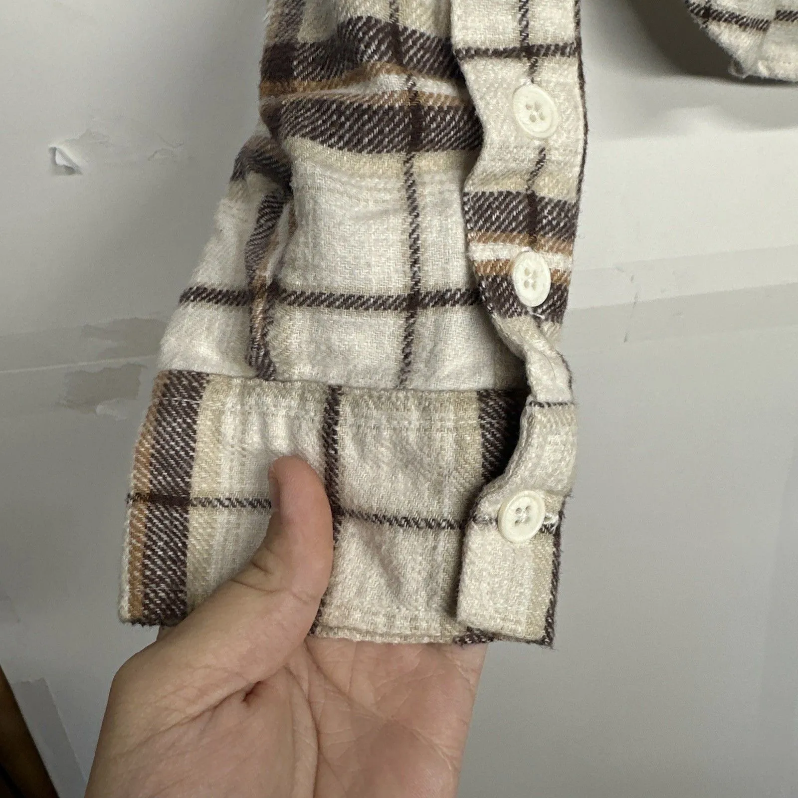 American Eagle Outfitters women’s cropped flannel Size Small - Image 3