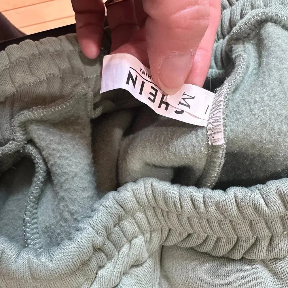 SHEIN Sage Green Pull On Sweatpants Shorts - Medium - Image 7