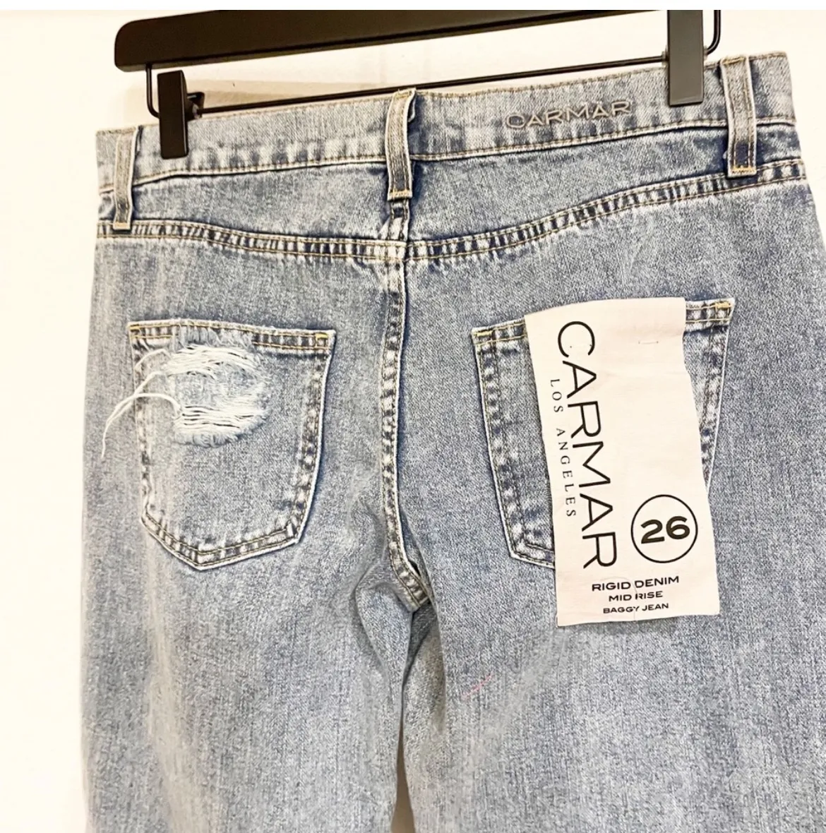 LF Carmar Baggy Distressed Jeans - Image 3