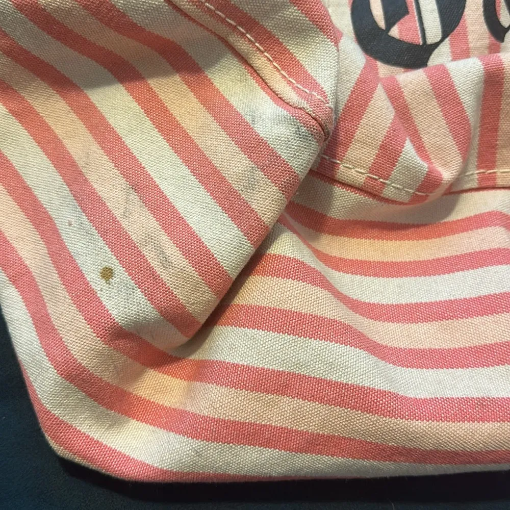 Juicy Couture Canvas Tote with makeup bag - Image 9