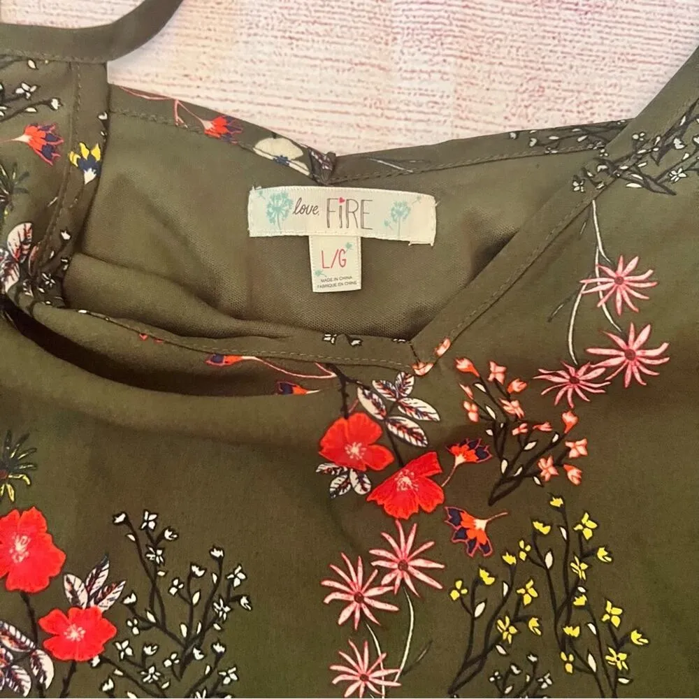 Love Fire Women’s Bell Sleeve Olive Combo Floral Dress Sz L Green Size L - Image 6
