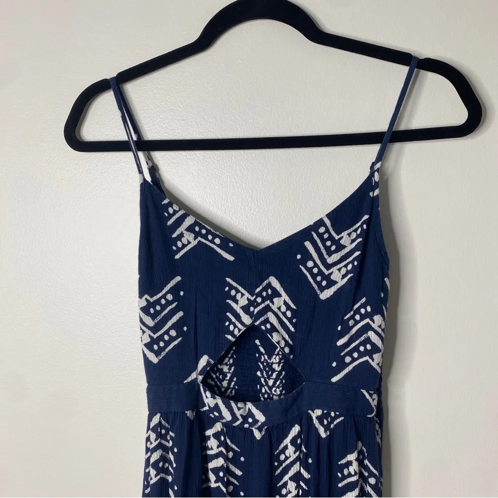 American Eagle Aerie Navy Blue Cut-out Smocked Back Maxi Dress XS - Image 3