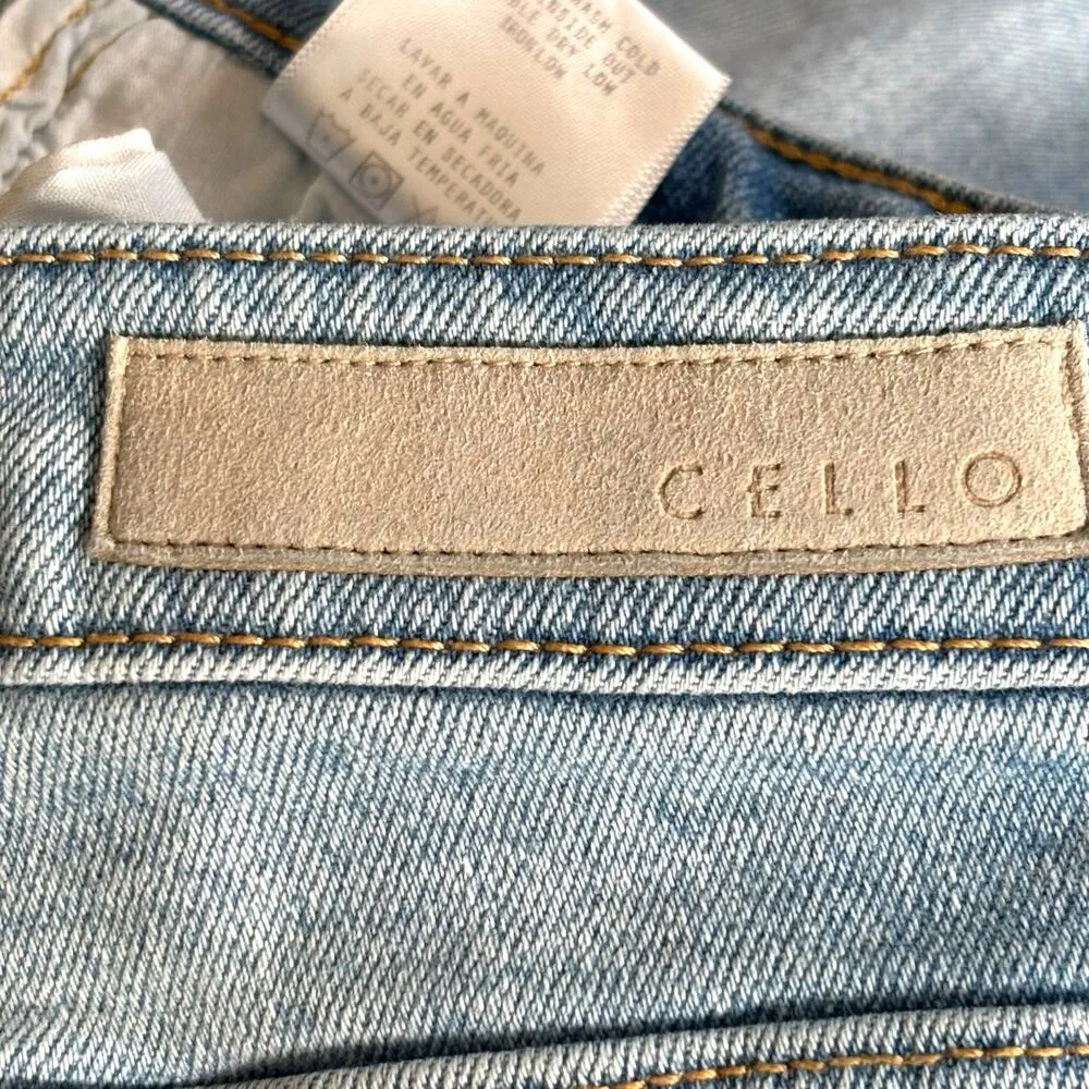 Cello Light Wash Wide Flare Jeans Size 11 Patchwork Panel Raw Hem Y2K Style - Image 9