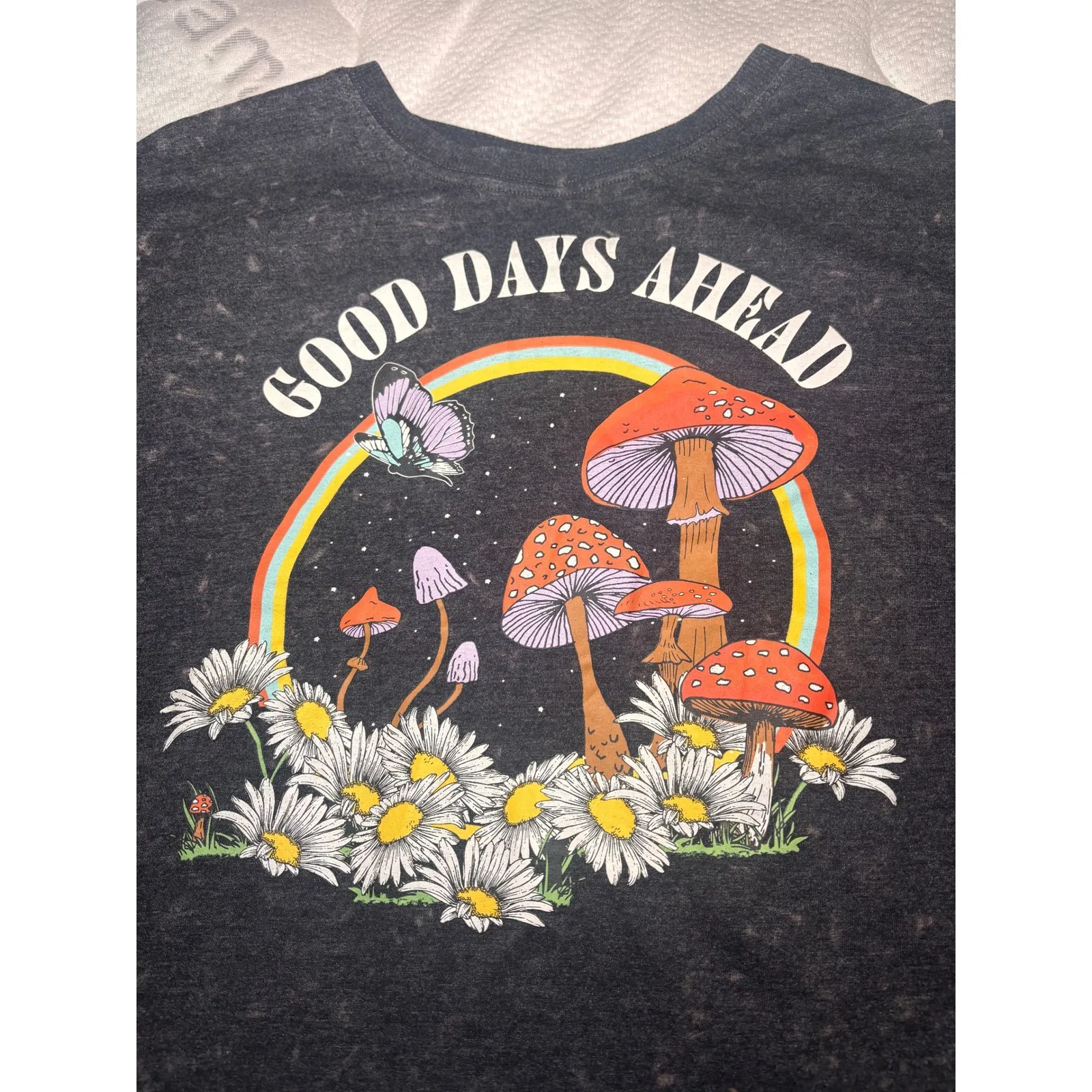 No Boundaries Womens Graphic Crop T Shirt Mushrooms Daisy Rainbow Butterflies2X - Image 2