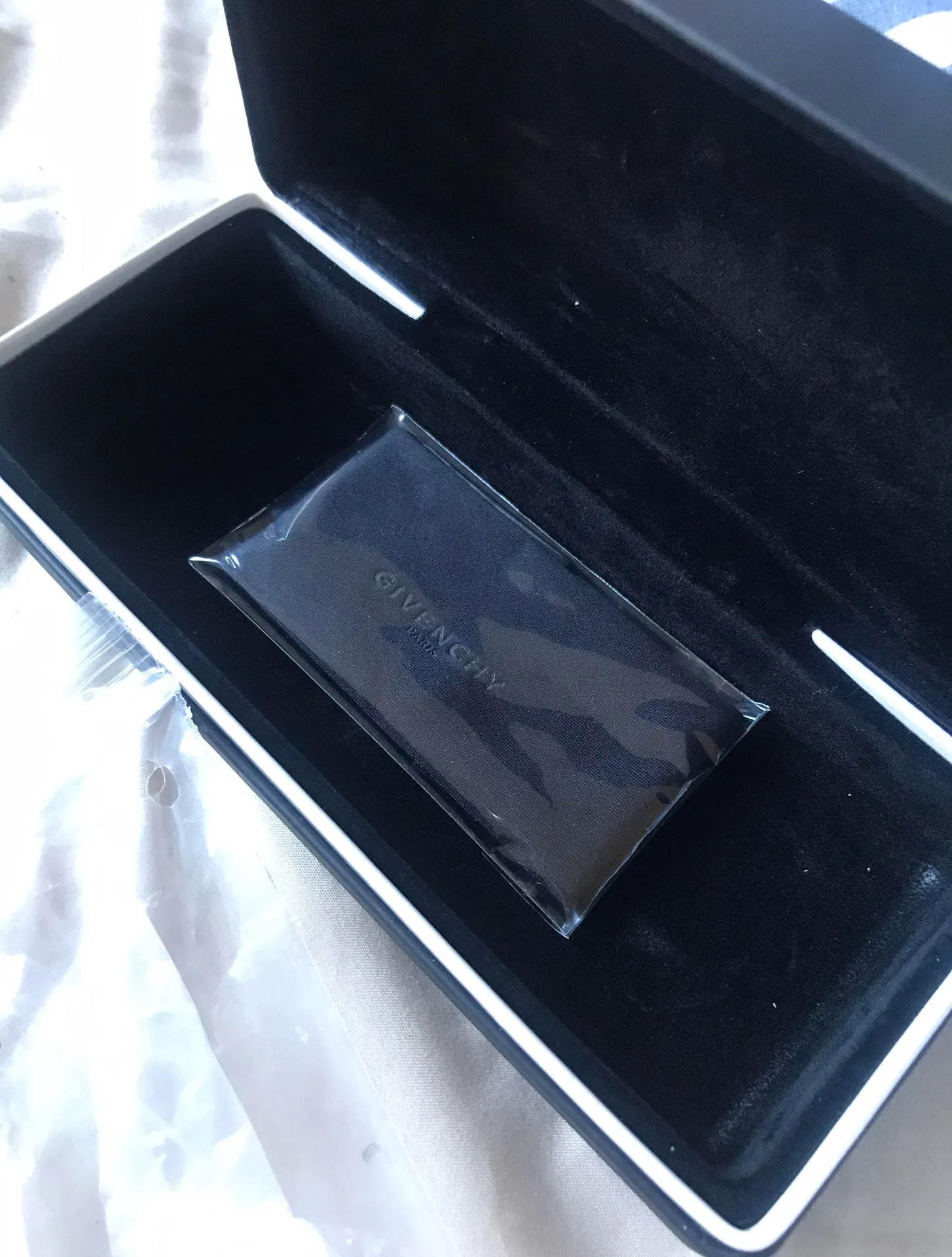 Sunglasses - Image 6