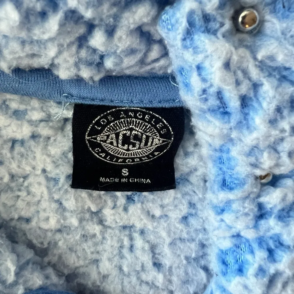 PacSun Crop Womens Small Blue Teddy Fleece Snap Button Sherpa Long Sleeve - Image 4