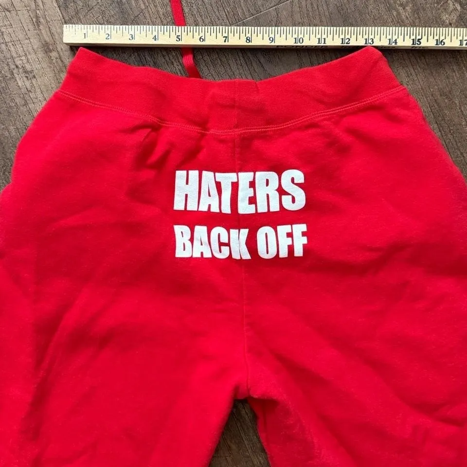 Gildan Heavy Blend "Haters Back Off" Red Sweatpants Size XL - Image 6