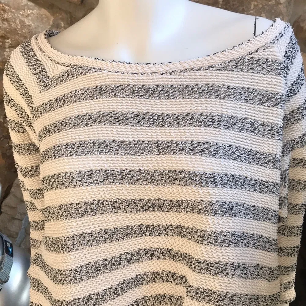 Lucky Brand Gray White Boxy 3/4 Sleeve Boat Neck Cotton Sweater Women's Sz Small - Image 2