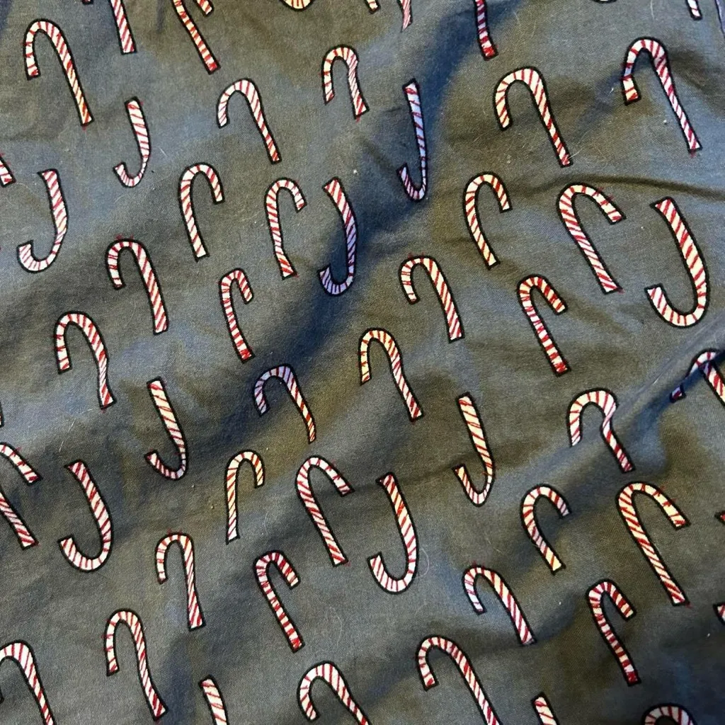 NWOT Old Navy Gray Candy Cane Pajama Pants Large - Image 5