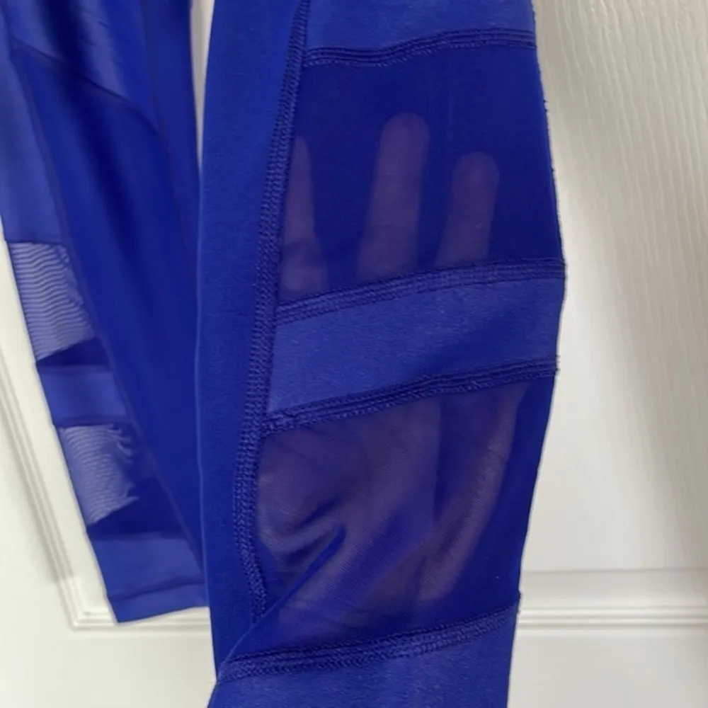90 Degrees by Reflex Cobalt Blue Mesh Gym Leggings Size XS EUC #5569 - Image 2
