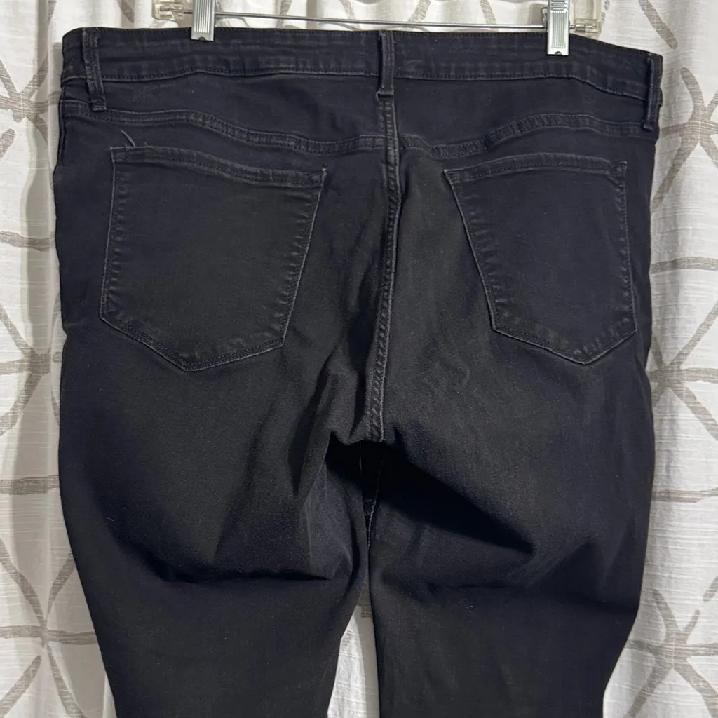 Old Navy Women's Black Skinny Jeans - Image 3