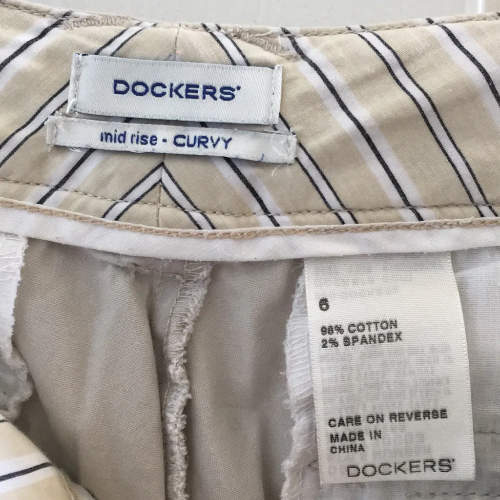 FINAL MARKDOWN Ladies’ Dockers Mid-rise Curvy Shorts (6) - Image 6