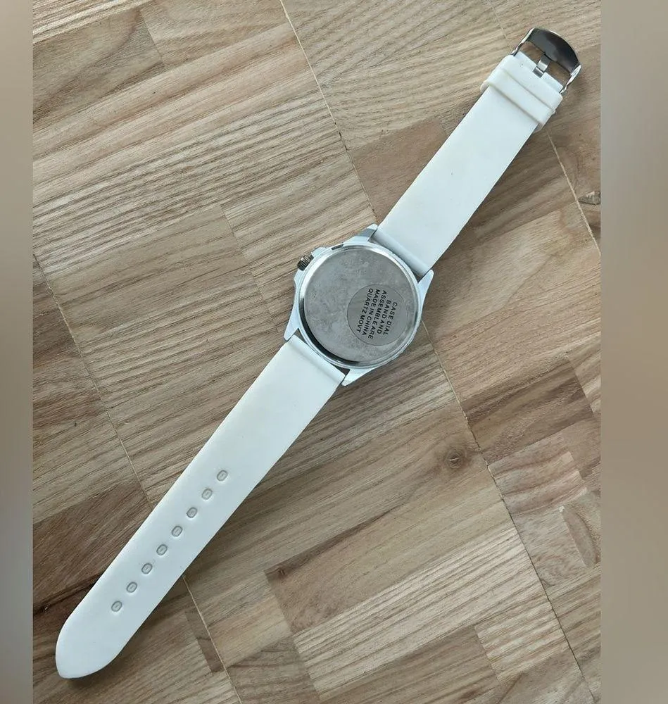 Fashion Watch Unbranded White - Image 9