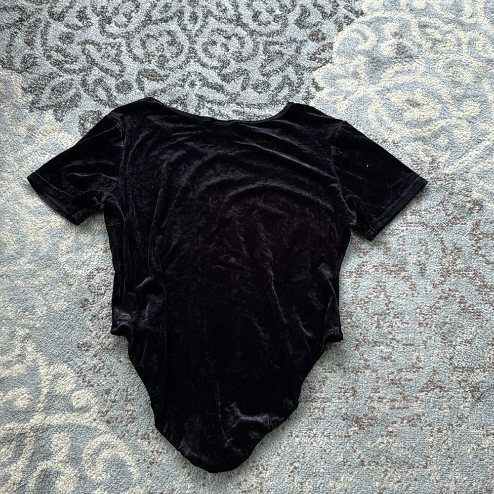 Vintage For You From Spiegel Velvet Short Sleeve Bodysuit Black 3X - Image 6