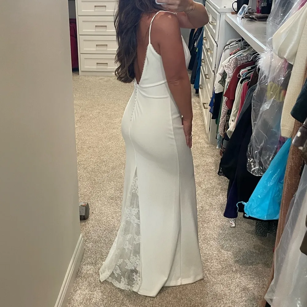 Lulus White maxi dress, perfect dress for dancing - Image 4