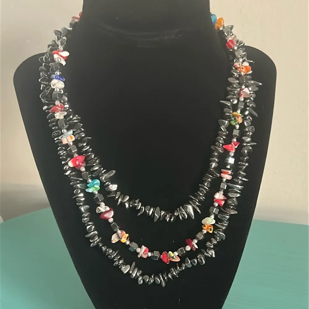 Hematite and Multicolor Chipped Gemstone Bead Necklaces Set Black - Image 10