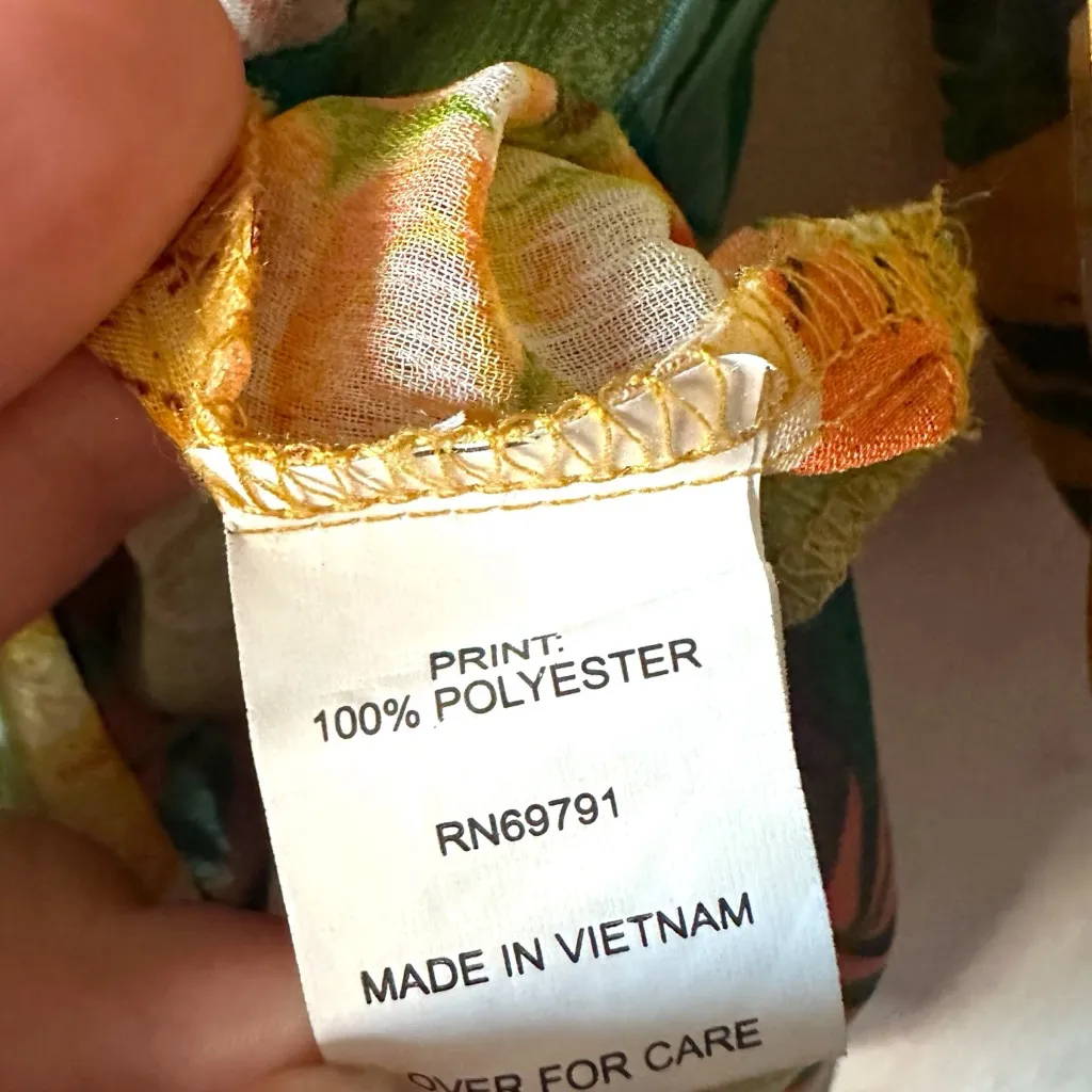 Fig & Flower Anthropologie Tropical Floral Peplum Top Puff Sleeve M Yellow Size M - Image 6