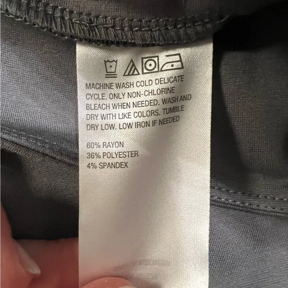 NEW! G by Giuliana GSculpt Faux Leather and Ponte Legging, Dark Gray/Gray Gray Size undefined - Image 3