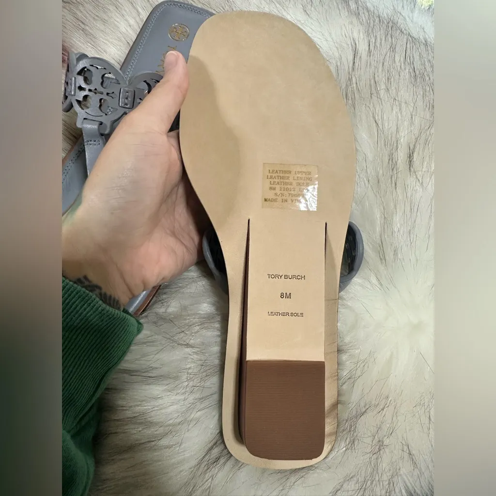 NIB Tory Burch Tiny Miller Leather Medallion Sandals In Cloud Blue $248 MSRP - Image 10