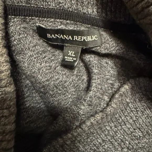 Banana Republic Oversized Wool Blend‎ Sweater - Image 4