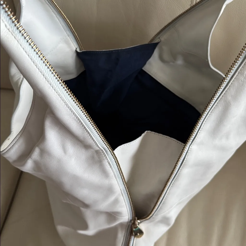 Pour La Victoire Women’s White Leather Hobo Zipper Magnetic Shoulder Bag Purse - Image 11