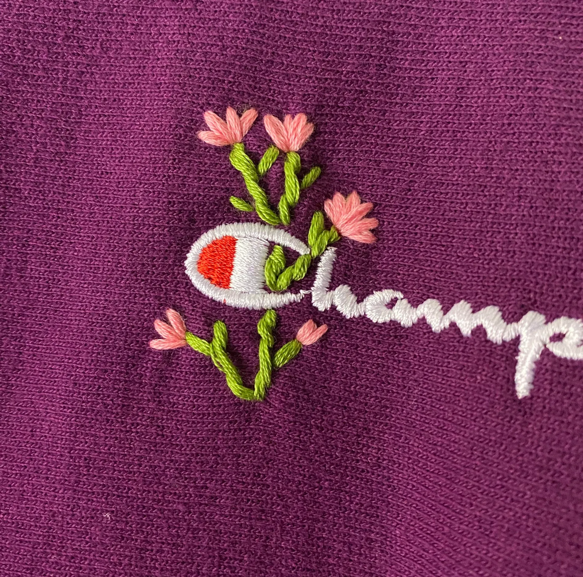 Champion Embroidered Crewneck - Image 9