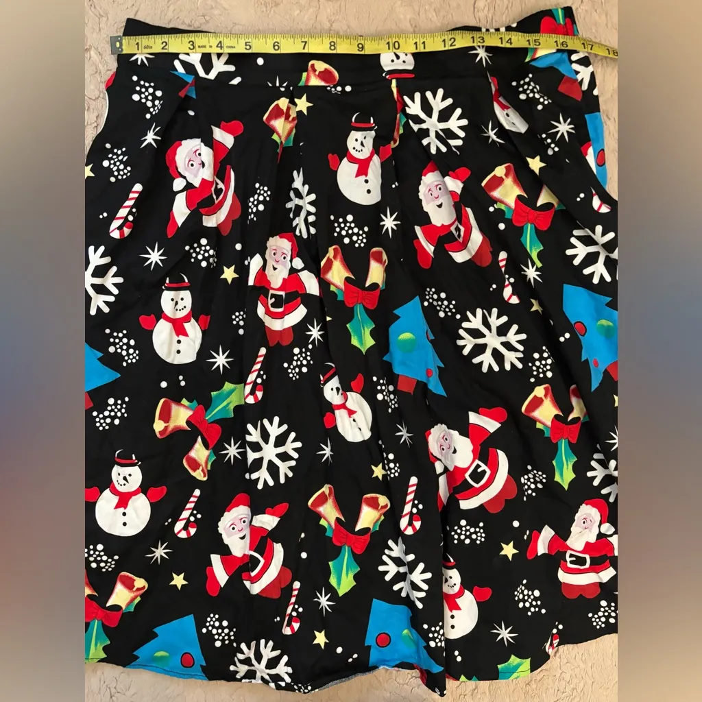 Christmas, Santa, Snowman, and snowflake holiday print skirt in size XL - Image 3