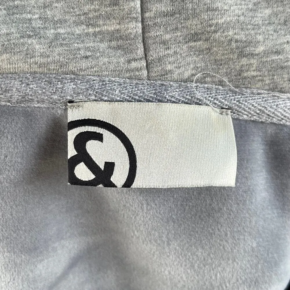 For Love And ZY Studios Women's Cropped Grey Hoodie With Velour Lining Size S. - Image 8