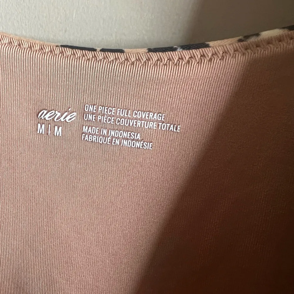 NWT Aerie one piece full coverage swim suit leopard print medium - Image 10