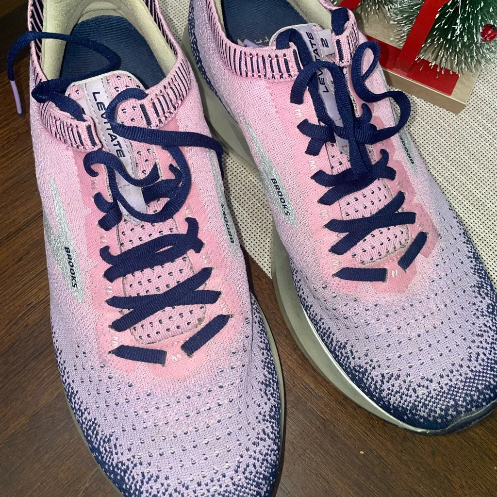 Brooks Levitate 2 women's running shoes in a purple and pink colorway. - Image 2
