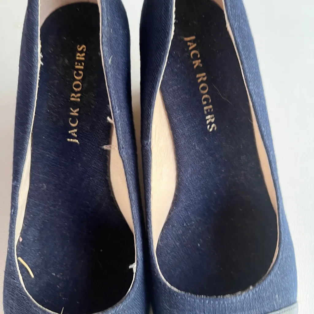 Jack Rogers Women's Black leather sandals. - Image 4