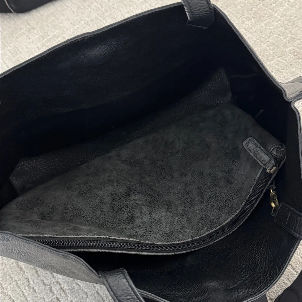 Free People reversible vegan leather grey Tote Bag - Image 3