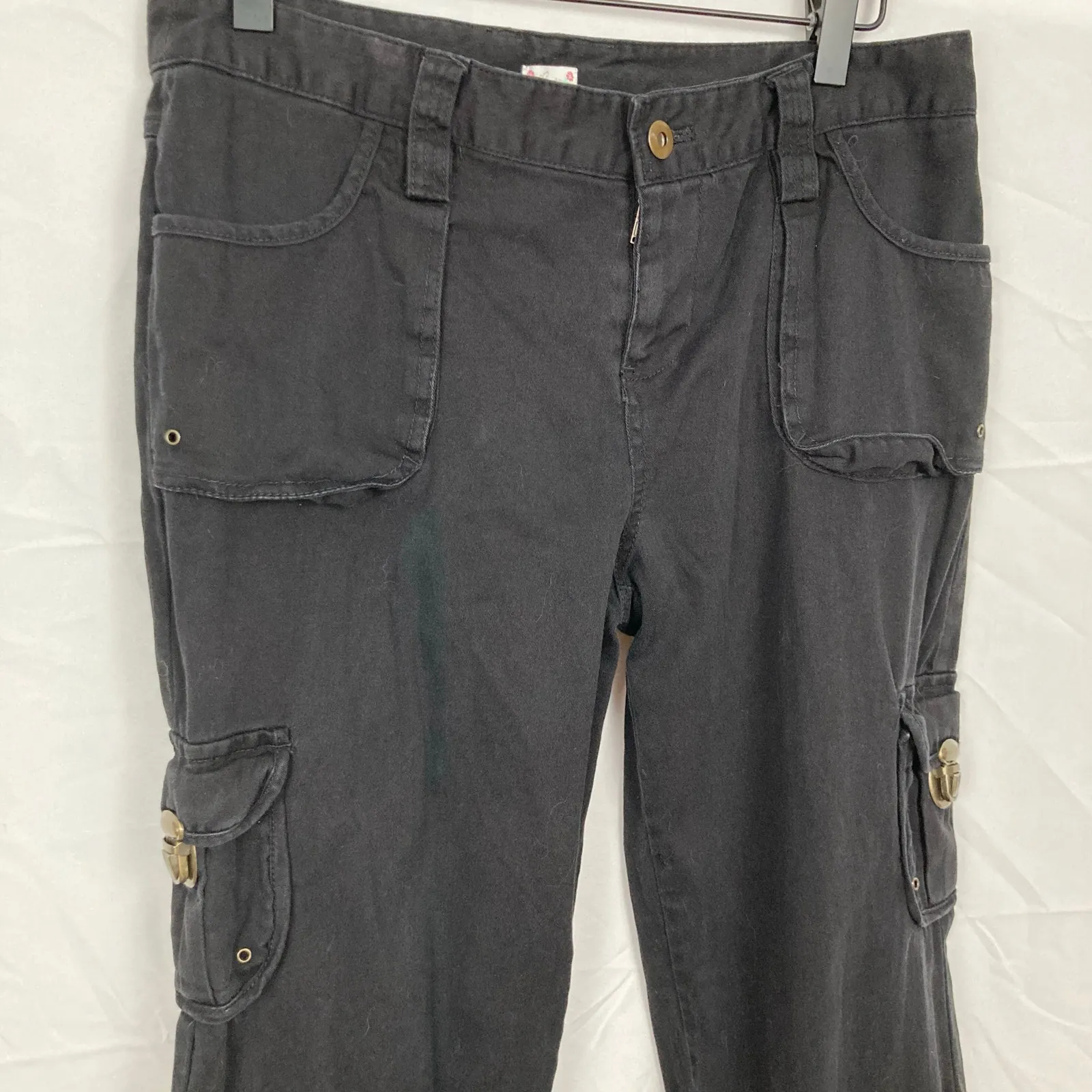 Y2K Route Women 7/8 Black Cargo Midrise Pants Skater Punk Streetwear Utility Size undefined - Image 4