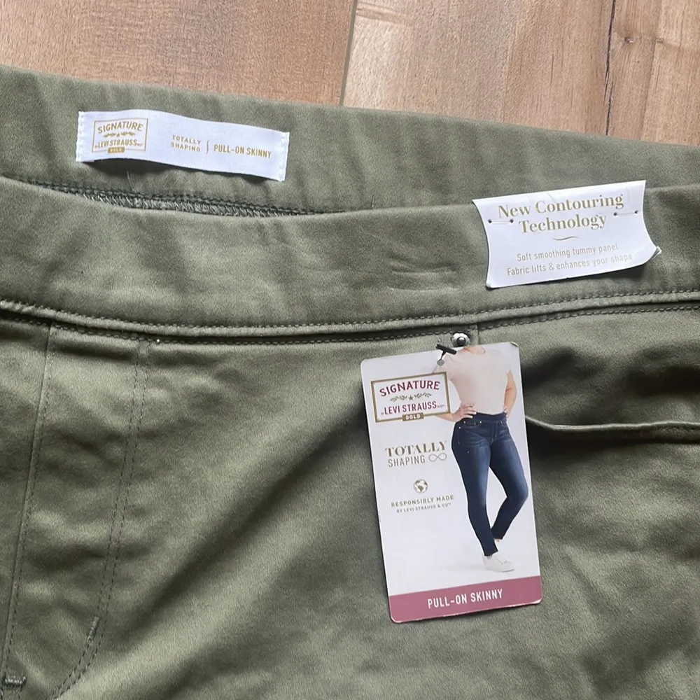 NWT Levi Strauss Shaping Pull-On Skinny Jeans Olive Green Plus Sz 28M W39 L30 - Image 7