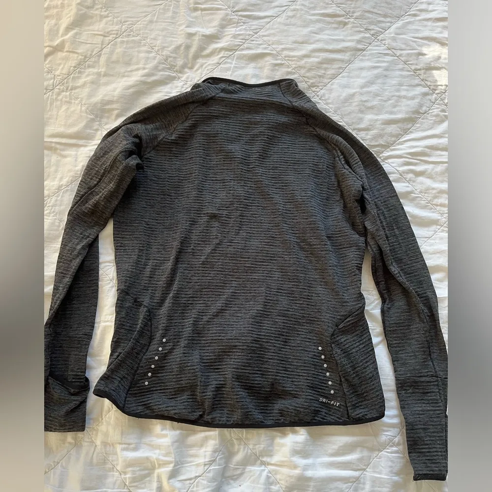 Charcoal Nike Dri Fit quarter zip - Image 8